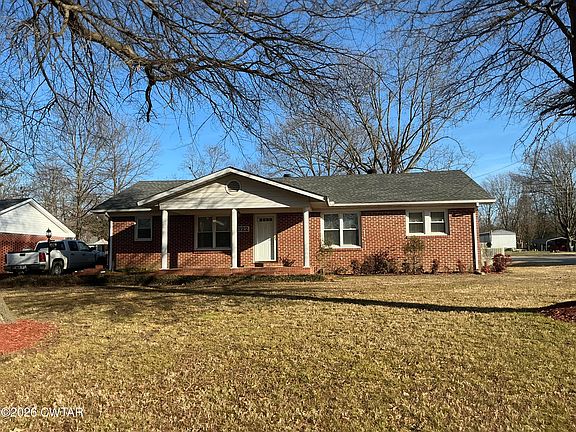 3rd image of 322 N Bells St