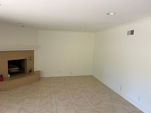 5th image of 13512 Hatteras St
