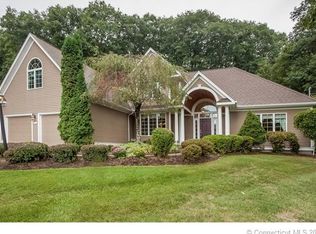 143 Larkspur Ln, Bristol, CT 06010
