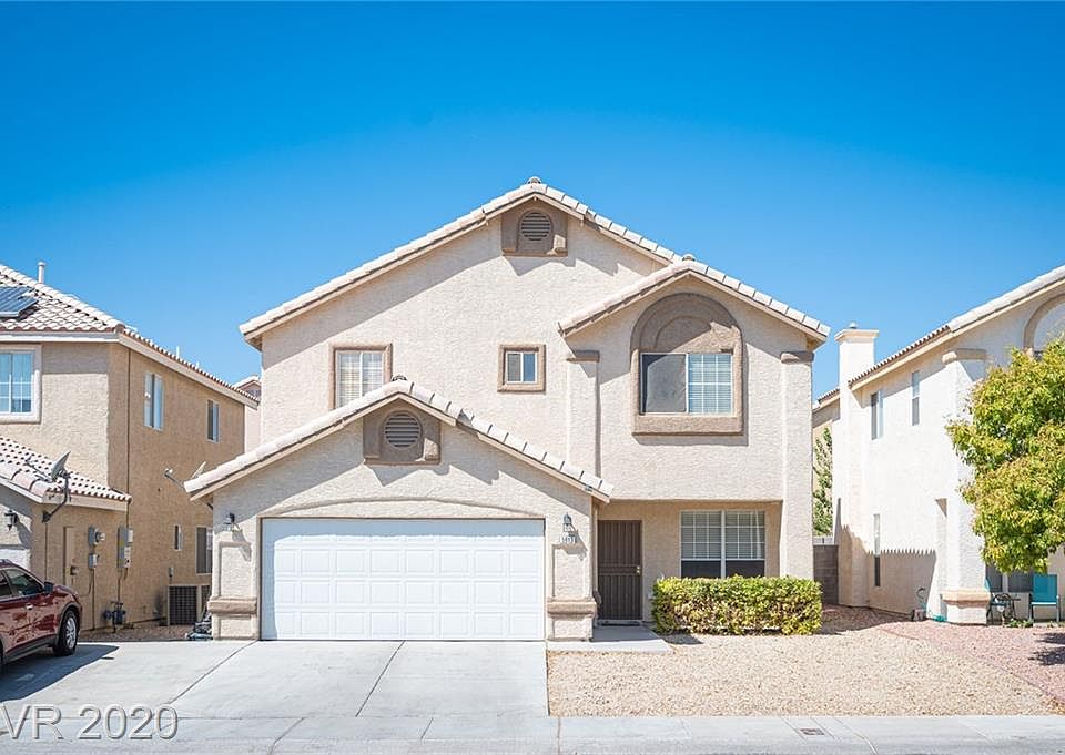 1st image of 5913 Royal Castle Ln