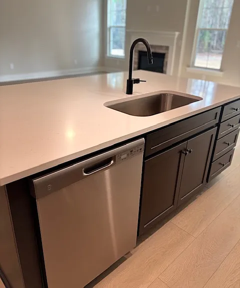 212 Woodlander Dr — Photo 10