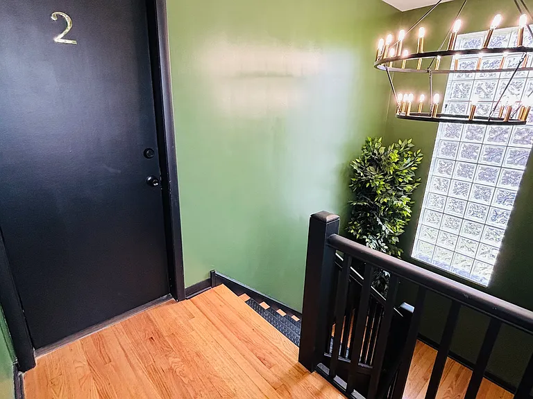 10624 Mayfield Ave #2 — Photo 9