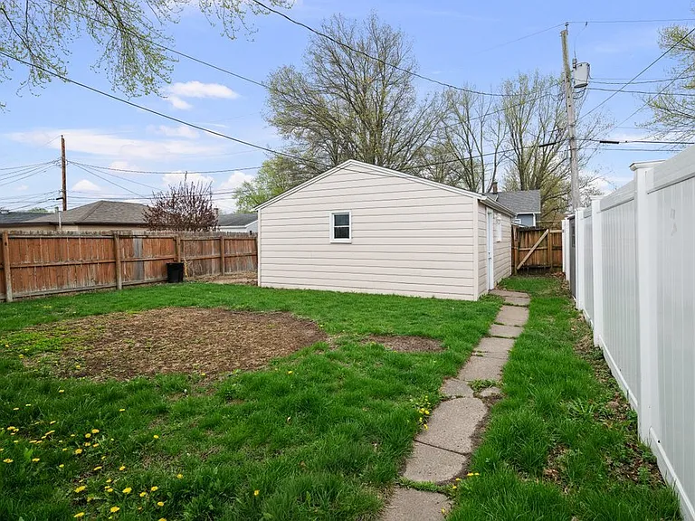 1815 Cody St — Photo 21