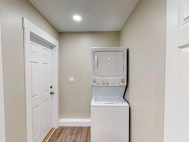 3207 N 6th Ave — Photo 34