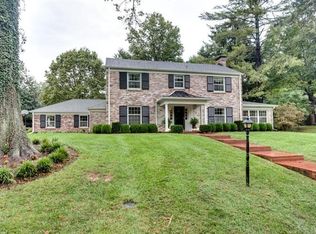 507 Brandon Rd, Louisville, KY 40207