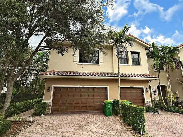 6003 NW 56th Pl — Photo 2