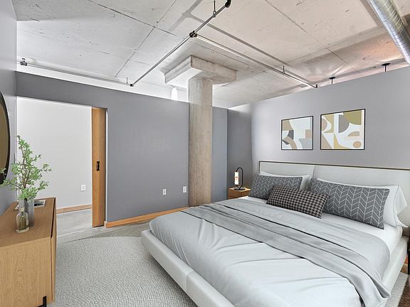 4th image of 720 4th St N #310