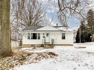 2827 Oakwood Dr, Cuyahoga Falls, OH 44221
