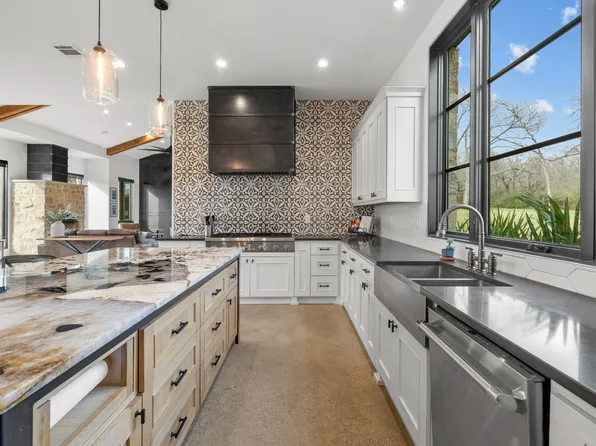 1120 Ellard Dr, Hickory Creek, TX 75065