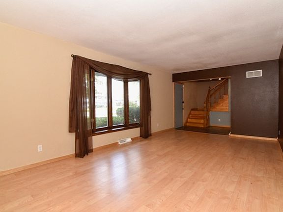 3rd image of W358N5884 Surrey Dr