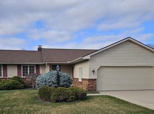4551 Restmor St SW, Grandville, MI 49418