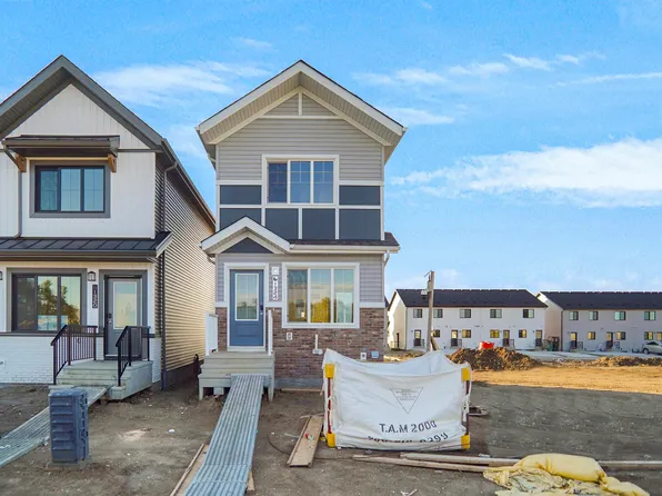 1324 9th St NW, Edmonton, AB T6T 2V3