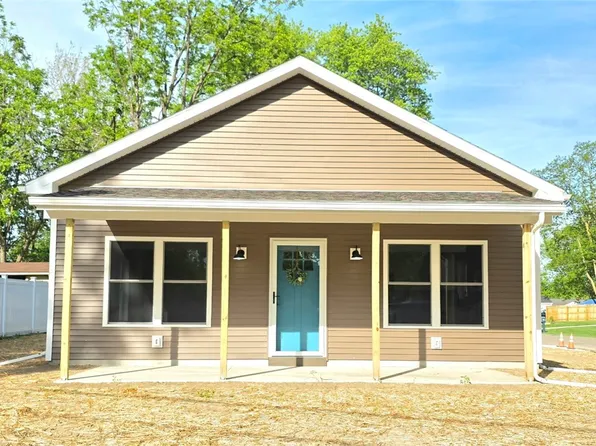 450 Underwood Ave, Elmira, NY 14905
