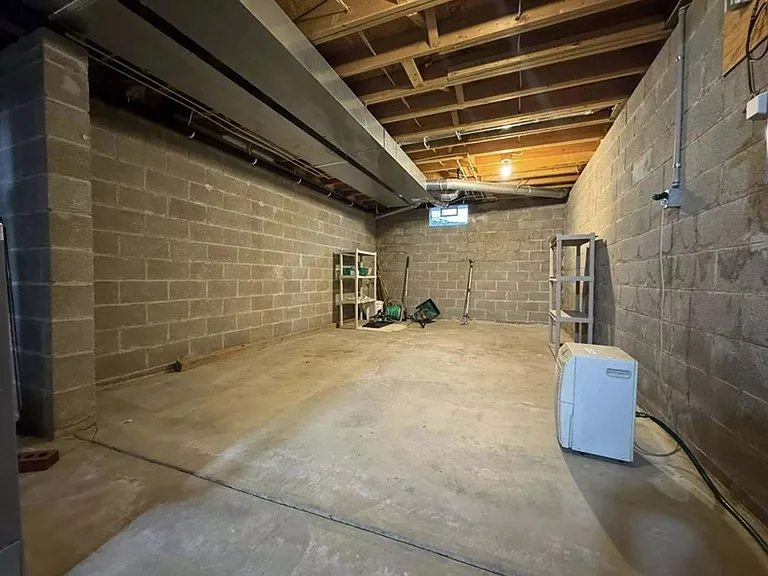 Wilderness Dr — Photo 16