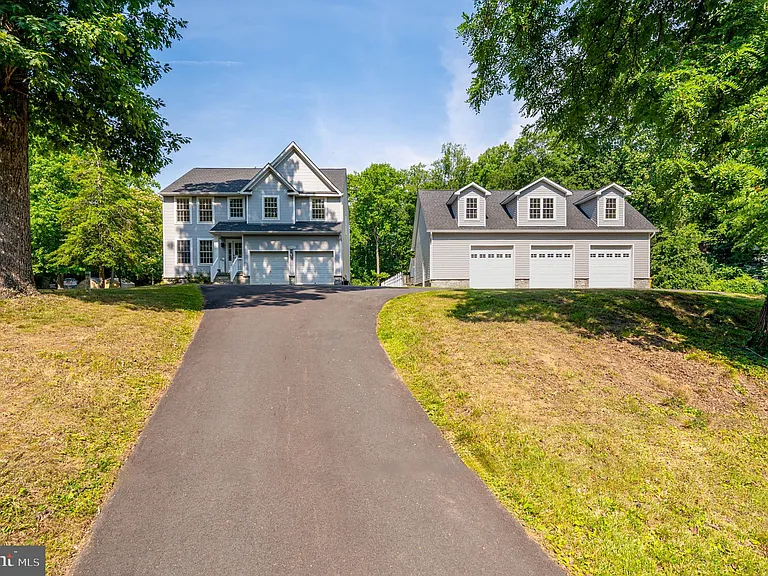 2942 Southaven Dr — Photo 39