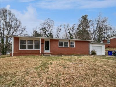 2812 Clement St, Winston Salem, NC, 27127