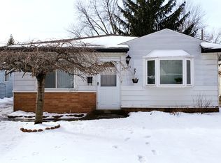 27689 Barrington St, Madison Heights, MI