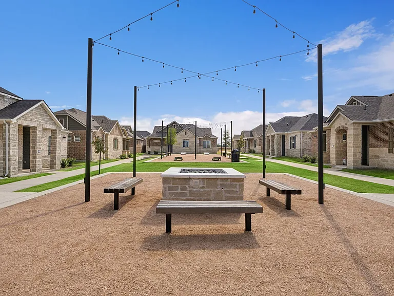 VLux Stoneridge — Photo 99