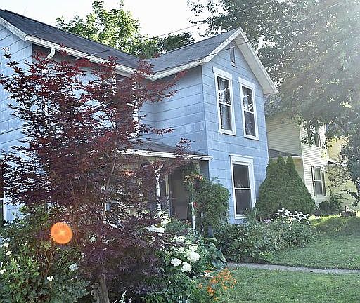 4th image of 115 Riley St