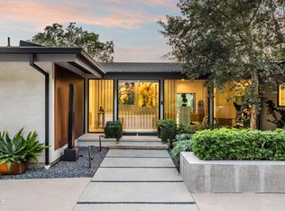 1240 Chateau Rd, Pasadena, CA 91105