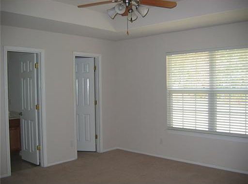 5th image of 3 Saint Asaph Cir