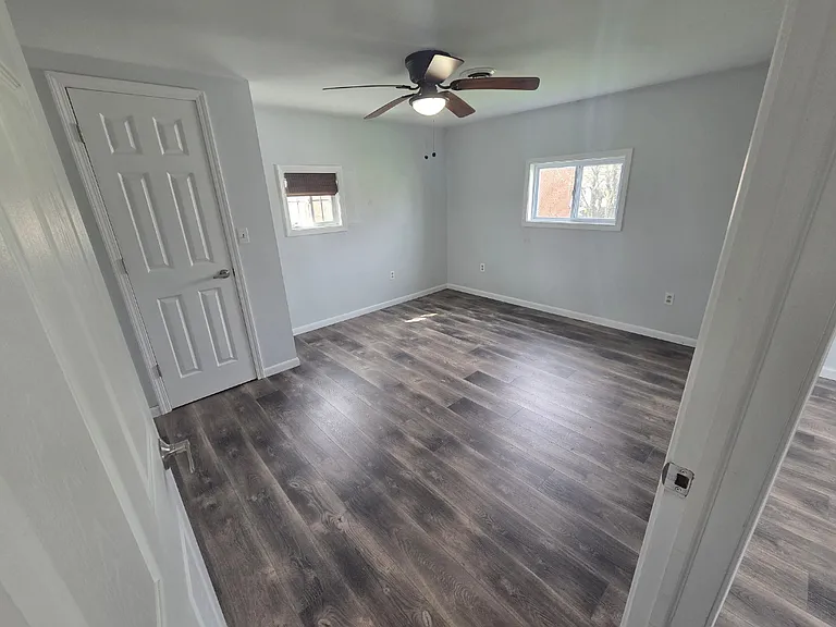 359 Lakeview Ave — Photo 12