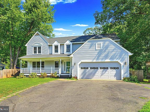 3rd image of 1123 Richmond Dr