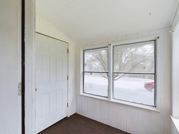 2nd image of 118 Mayers St