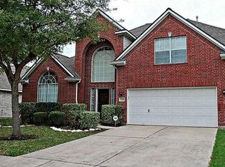 17222 Maple Hollow Dr, Sugar Land, TX 77498