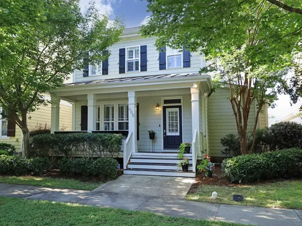 405 Skygrove Dr, Holly Springs, NC 27540