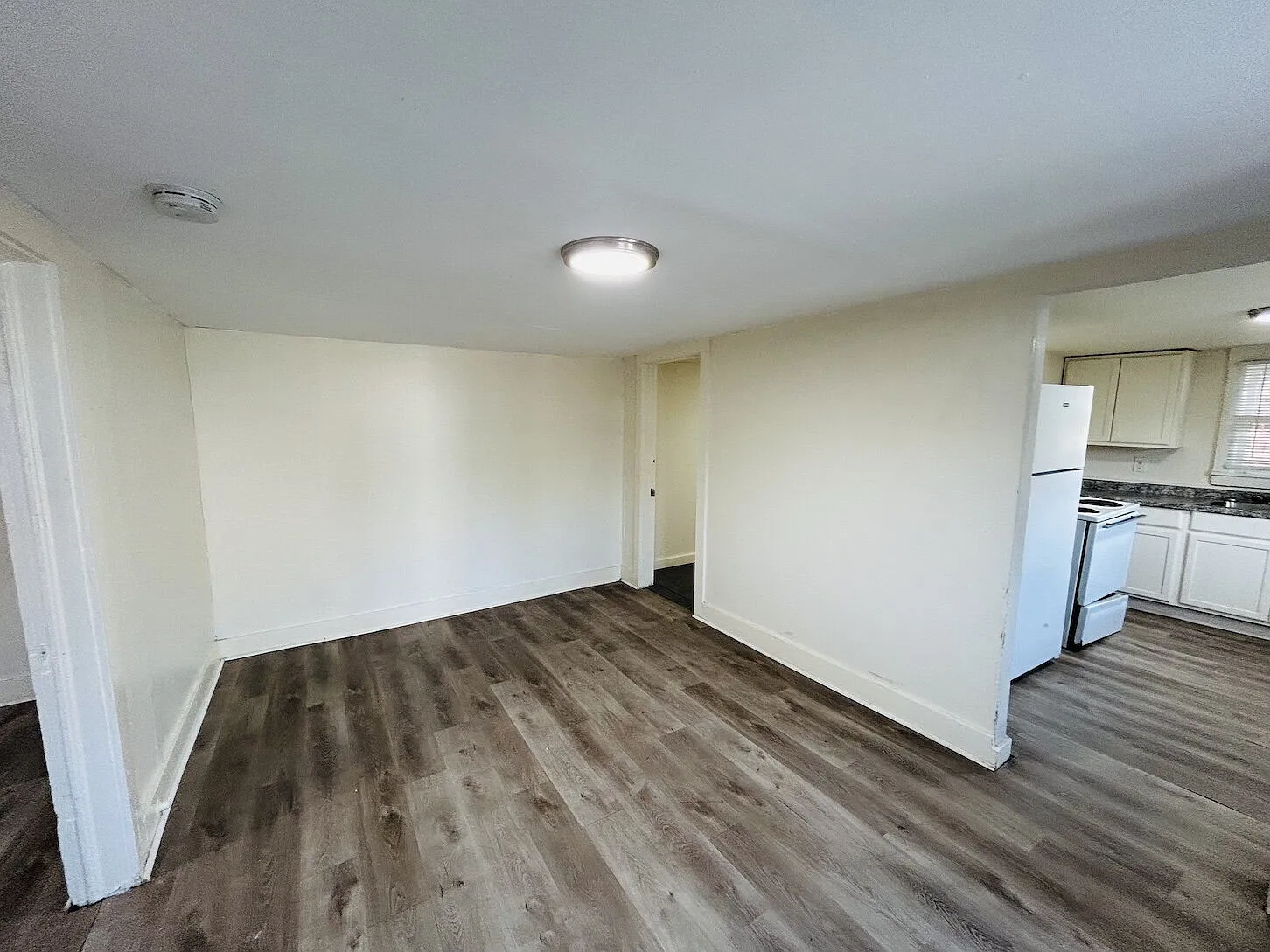 1 bed, 1.0 bath, $600 — Photo 2