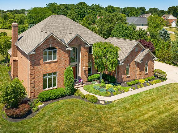2nd image of 8454 Clarington Ct