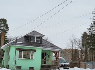 436 W North Ave, East Palestine, OH
