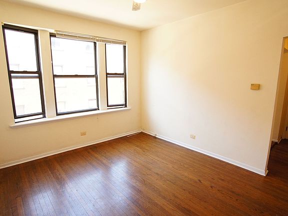 2nd image of 2319-25 N Kedzie Blvd #31471