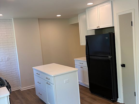 4th image of 17635 Prince George Ct