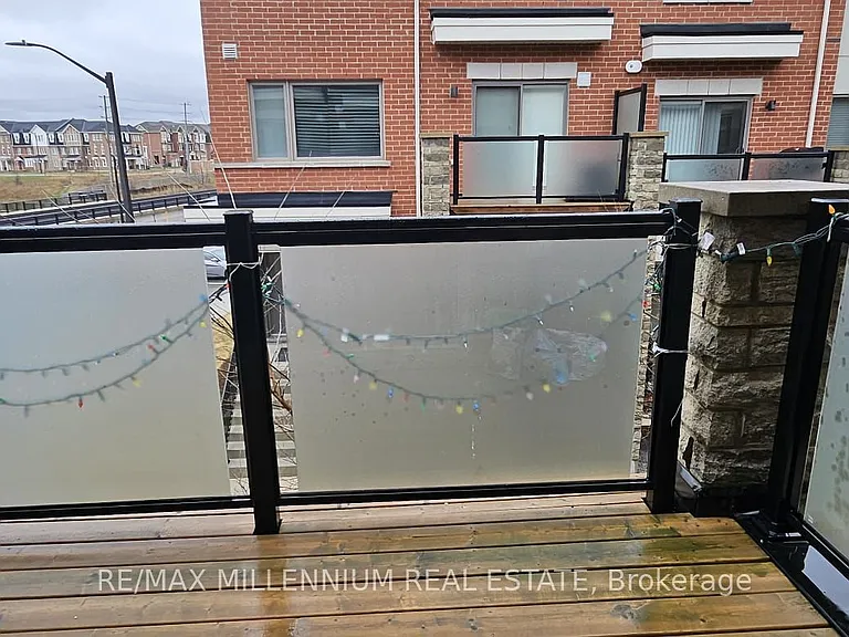 240 Lagerfeld Dr #15 — Photo 18