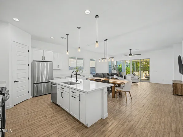 11303 E UTAH Avenue, Mesa, AZ 85212