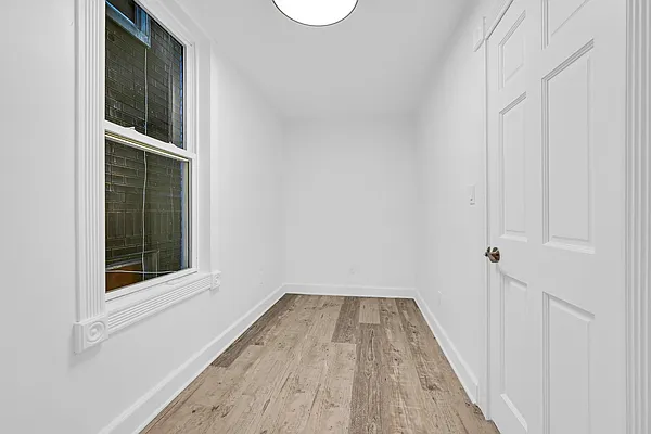 Rented by LandSeair Real Estate Group | media 11