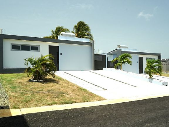 3rd image of Carr 459 Km 12.4 Bo Paraiso Del Sol Villa #1