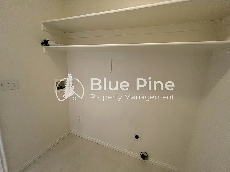 3863 Ridgeview Cir — Photo 19