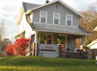 1320 Woodside Ave, Ellwood City, PA 16117