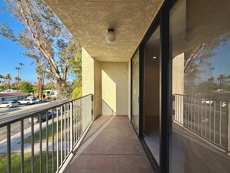 Tennis Court Apartments — Photo 28