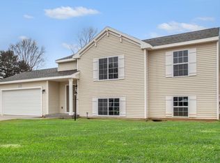 5154 Lake Pines Ct, Vicksburg, MI 49097