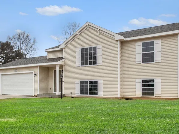 5154 Lake Pines Ct, Vicksburg, MI 49097