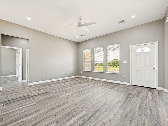 5th image of 3712 County Road 1102