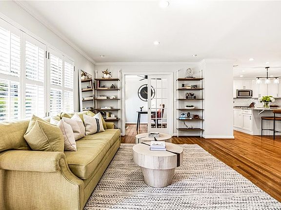 5th image of 1264 Spring Valley Ln NE