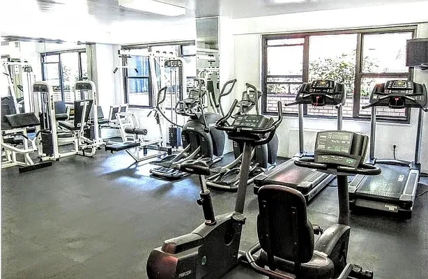 Rented by Manhattan Realty Group | media 19