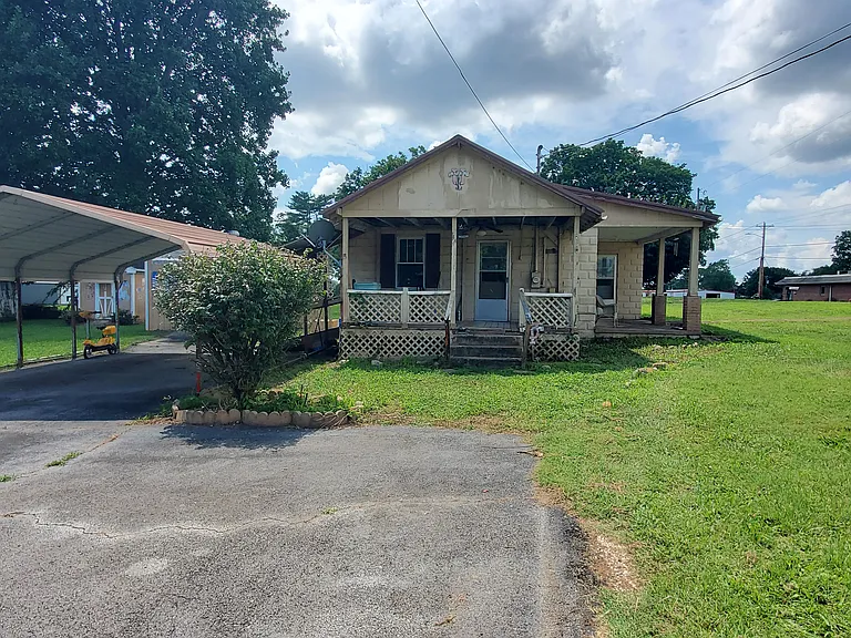 1001 W Main St — Photo 2