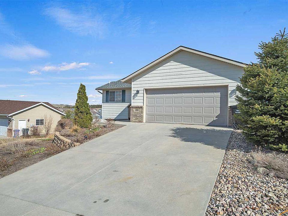 2nd image of 120 Viking Dr