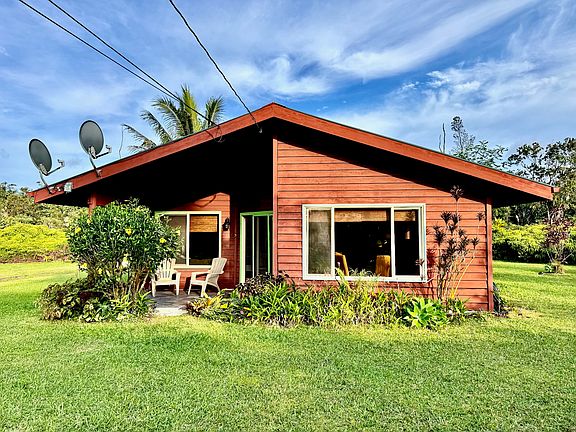2nd image of 13-3635 Pomaikai St